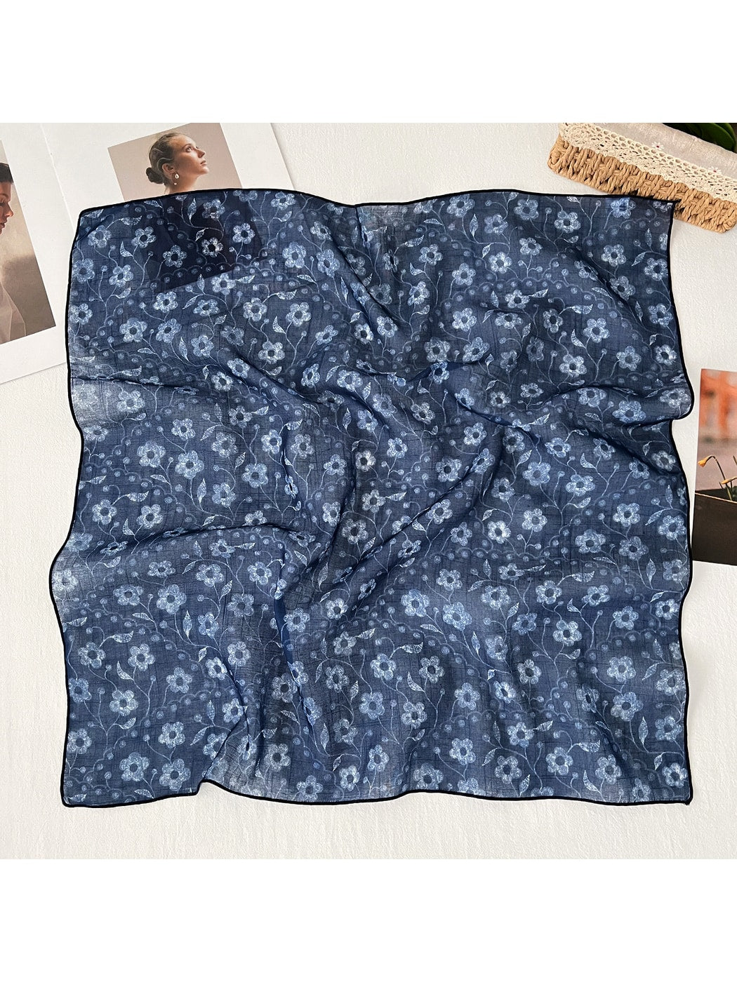 Scarvii - Plant Floral Retro Styling Square Scarf