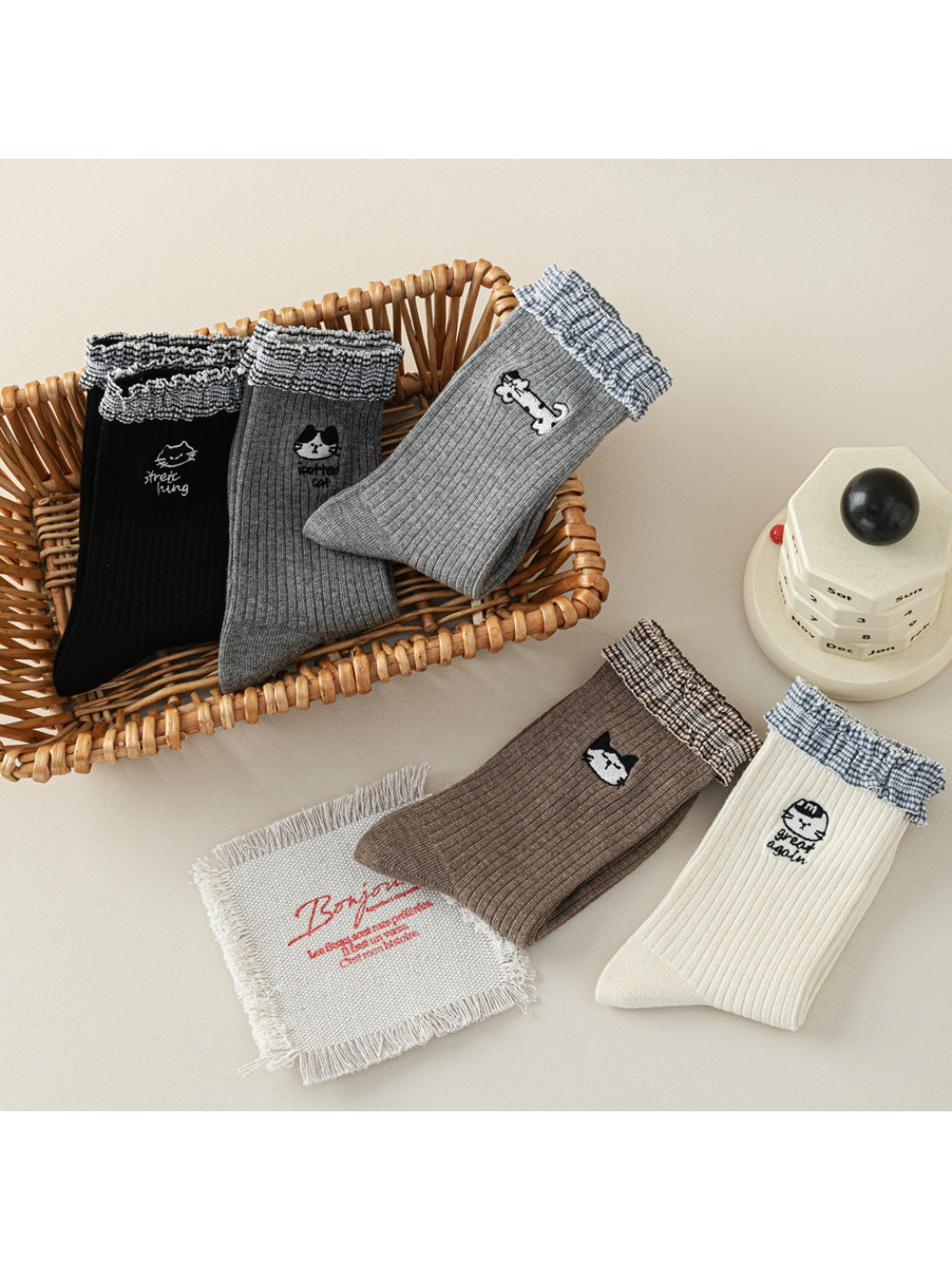 Rufia - Frill Cuff Cat Crew Socks product image 3