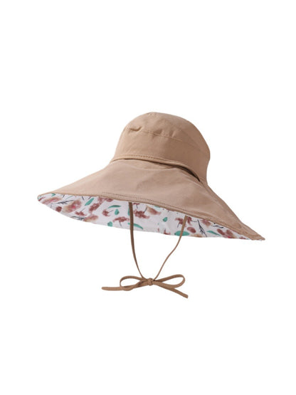 Haila hat reversed to solid color side with wide brim and smooth texture