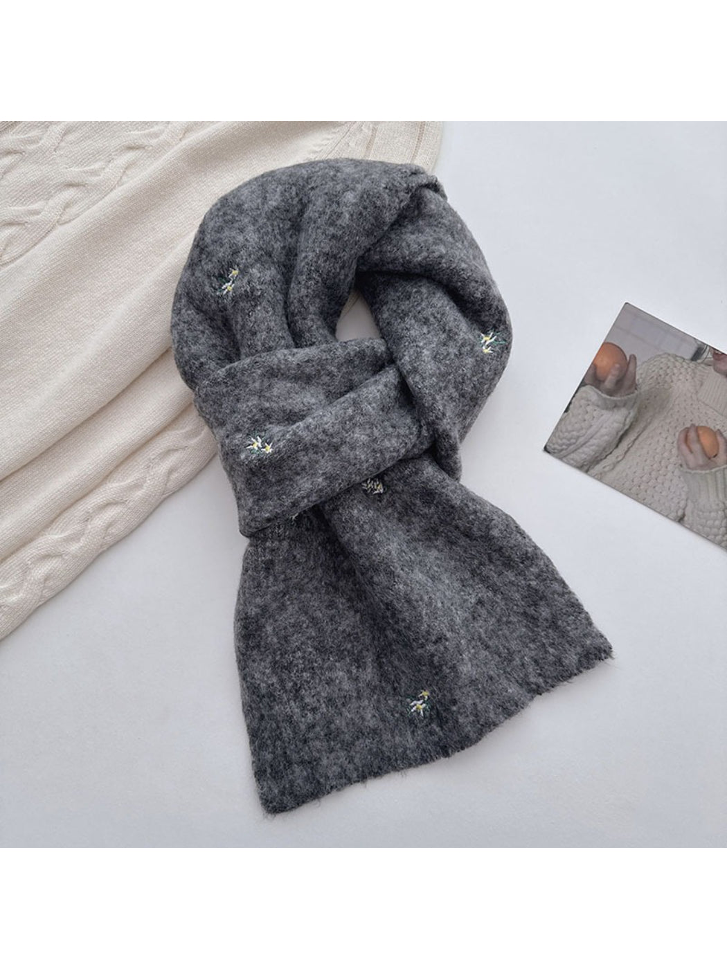 Scarvii - Soft Floral Detail Knit Scarf