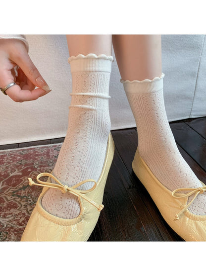 Rufia - White Lace Ruffle Edge Crew Socks