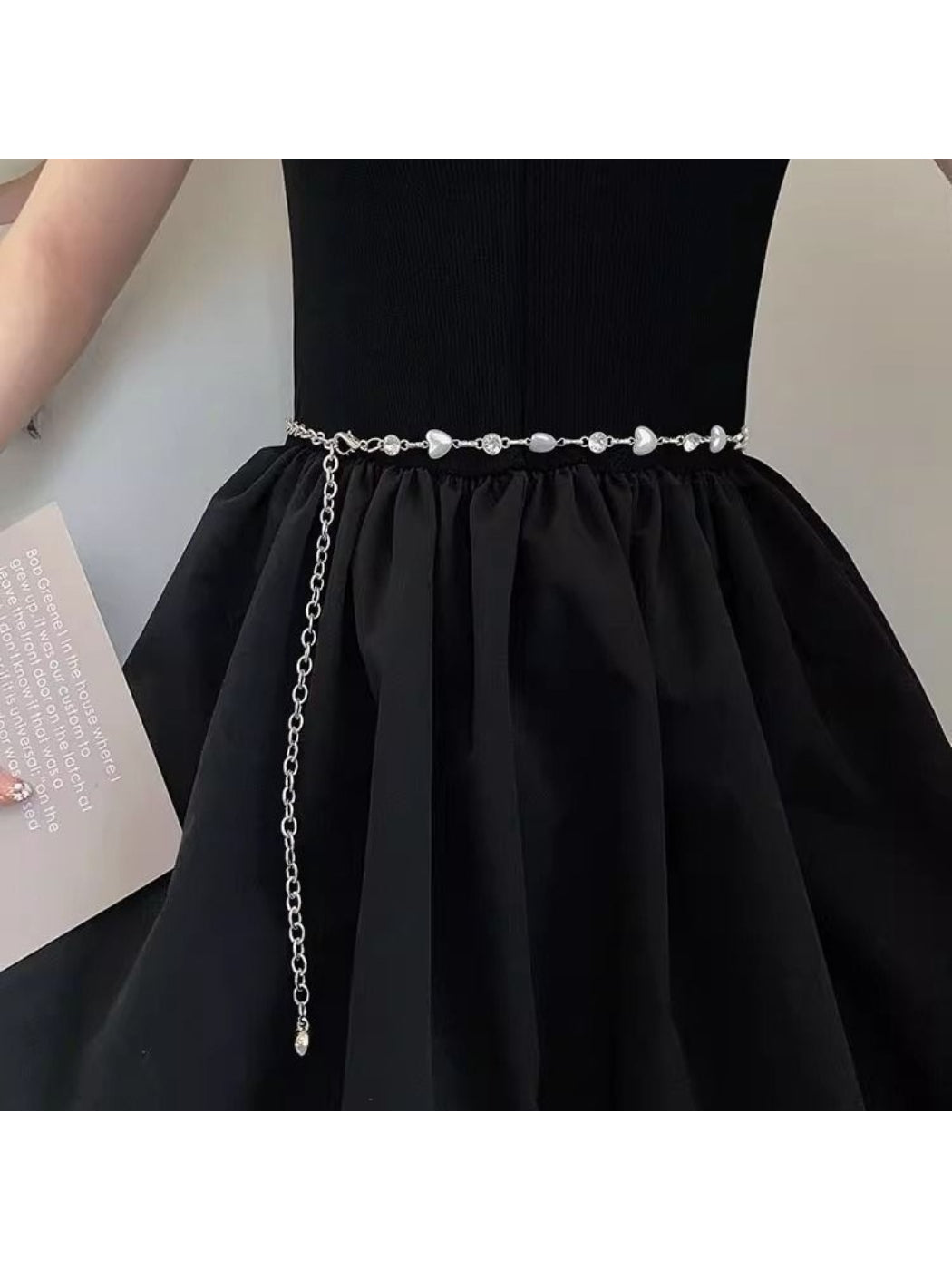 Beco delicate heart chain waist belt displayed on white background