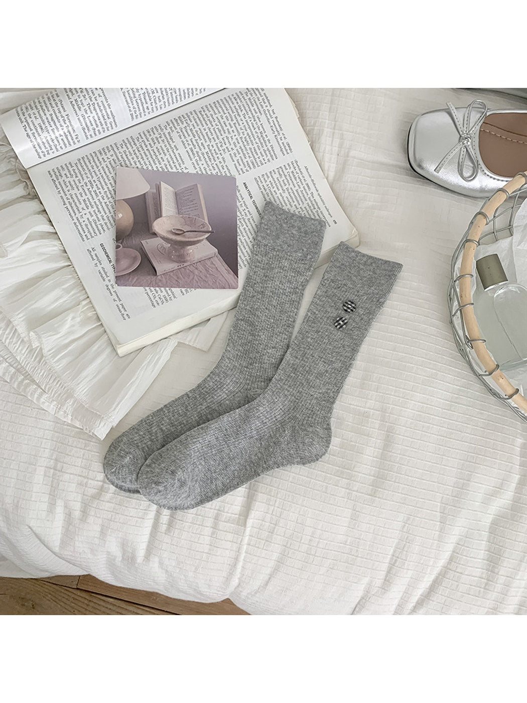 Rufia - Solid Color Button Detail Crew Socks