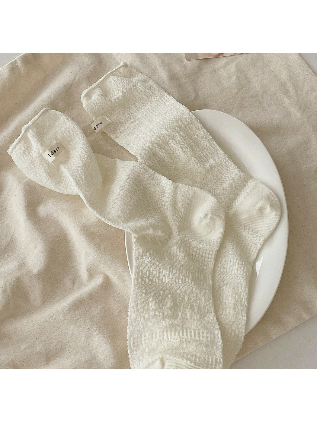 Rufia - Minimal Hollow Out Casual Crew Socks