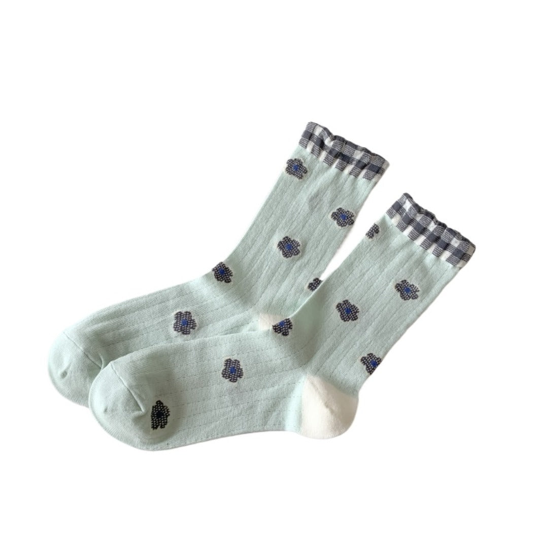 Rufia - Lace Flower Color-block Crew Socks - Sweet & Retro