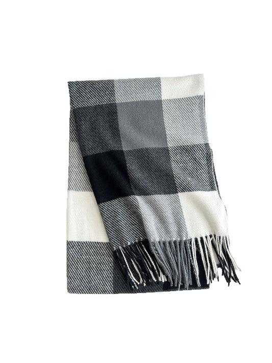 Scarvii - Colorblock Plaid Fringed Winter Scarf