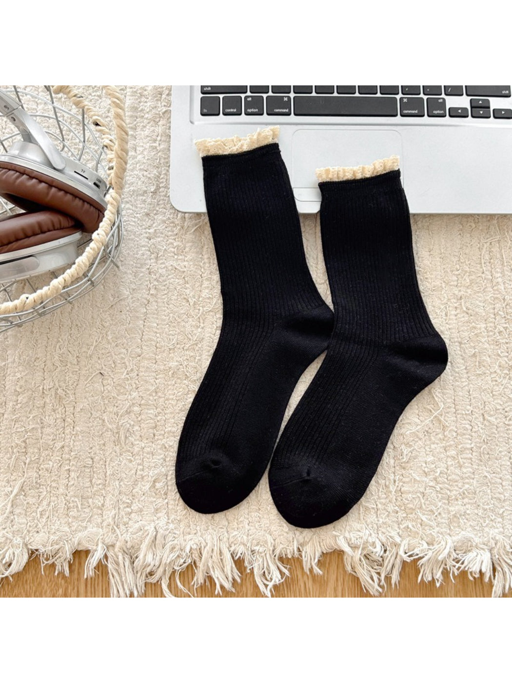 Rufia - Ribbed Lace Trim Crew Socks product image 3