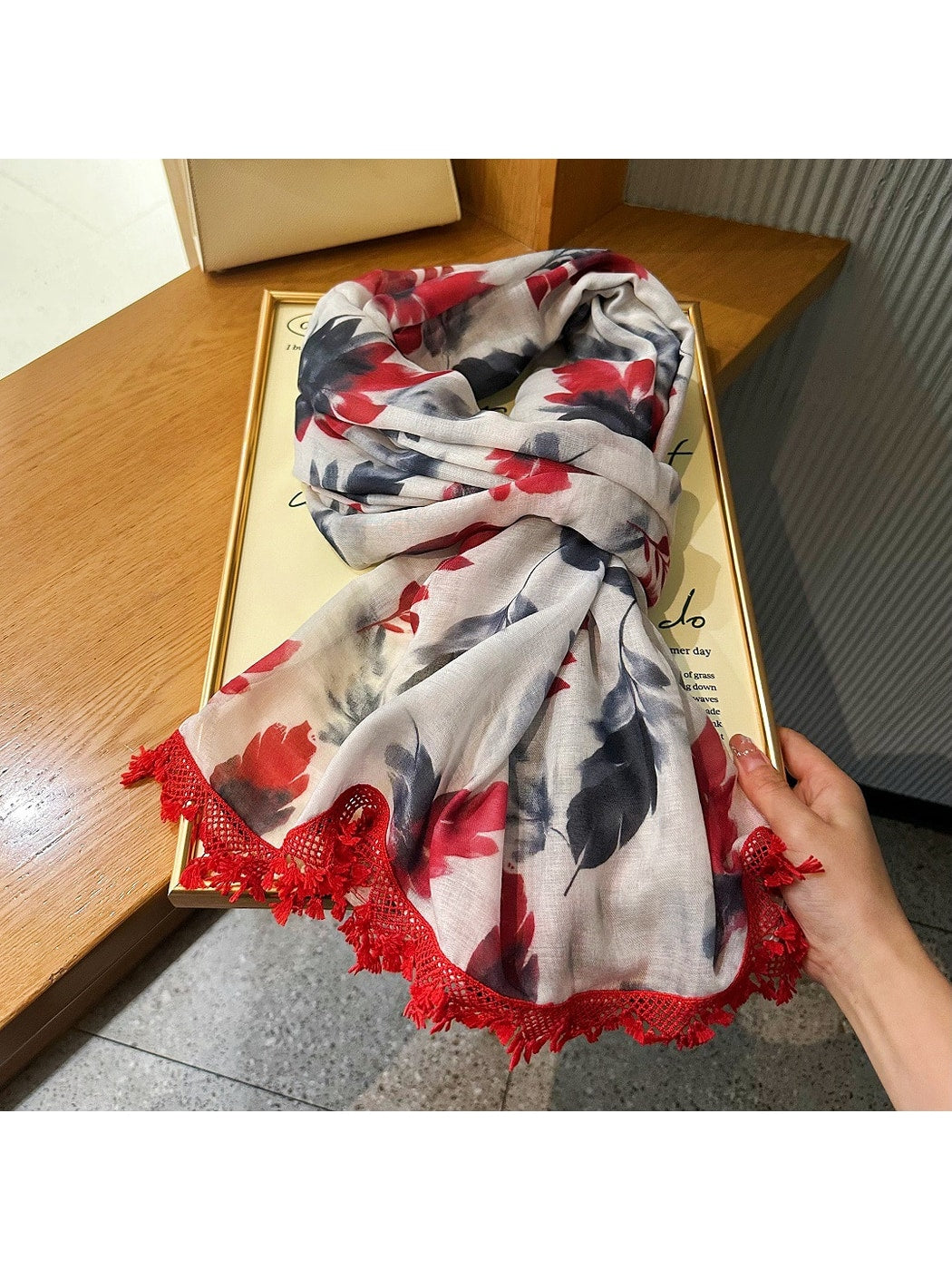 Scarvii - Elegant Feather Print Summer Wrap Scarf