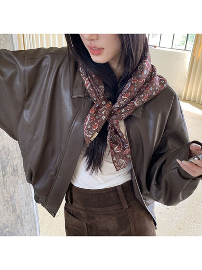 Scarvii - Retro Paisley Pattern Square Scarf