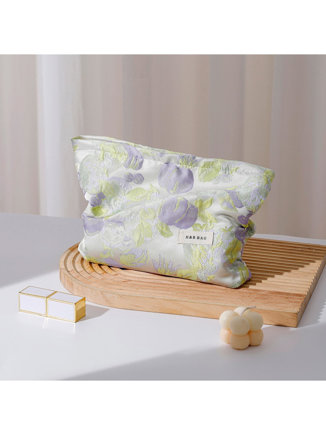 Cosbai - Floral Cosmetic Storage Handheld Pouch Bag