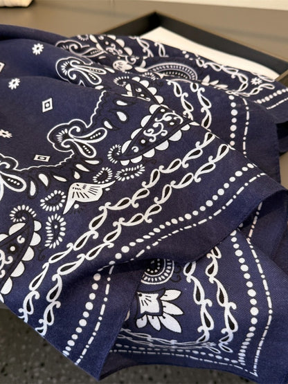 Scarvii - Vintage Paisley Patterns Square Scarf – Timeless & Elegant