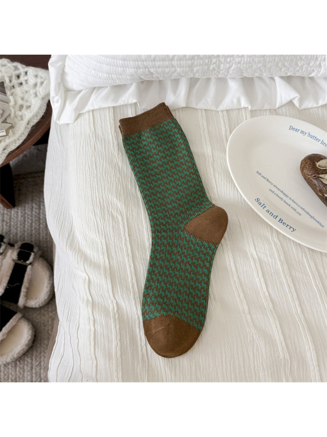 Rufia – Colorful Knit Socks in Bold Patterns