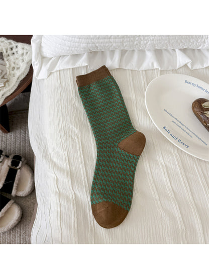 Rufia – Colorful Knit Socks in Bold Patterns