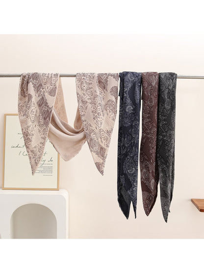 Scarvii - Retro Paisley Pattern Triangle Waist Scarf