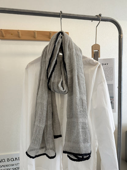 Scarvii - Crinkle Contrast Edge Long Scarf