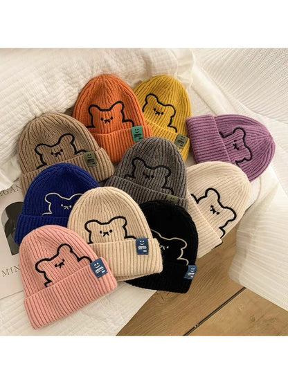 Haila - Winter Bear Embroidery Knitted Beanie