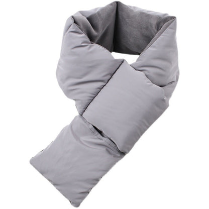 Scarvii warm scarf folded with fringed edges visible