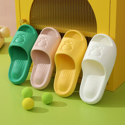 Close-up of the bear face detail on Slipeer Lucky Bear Summer Slippers